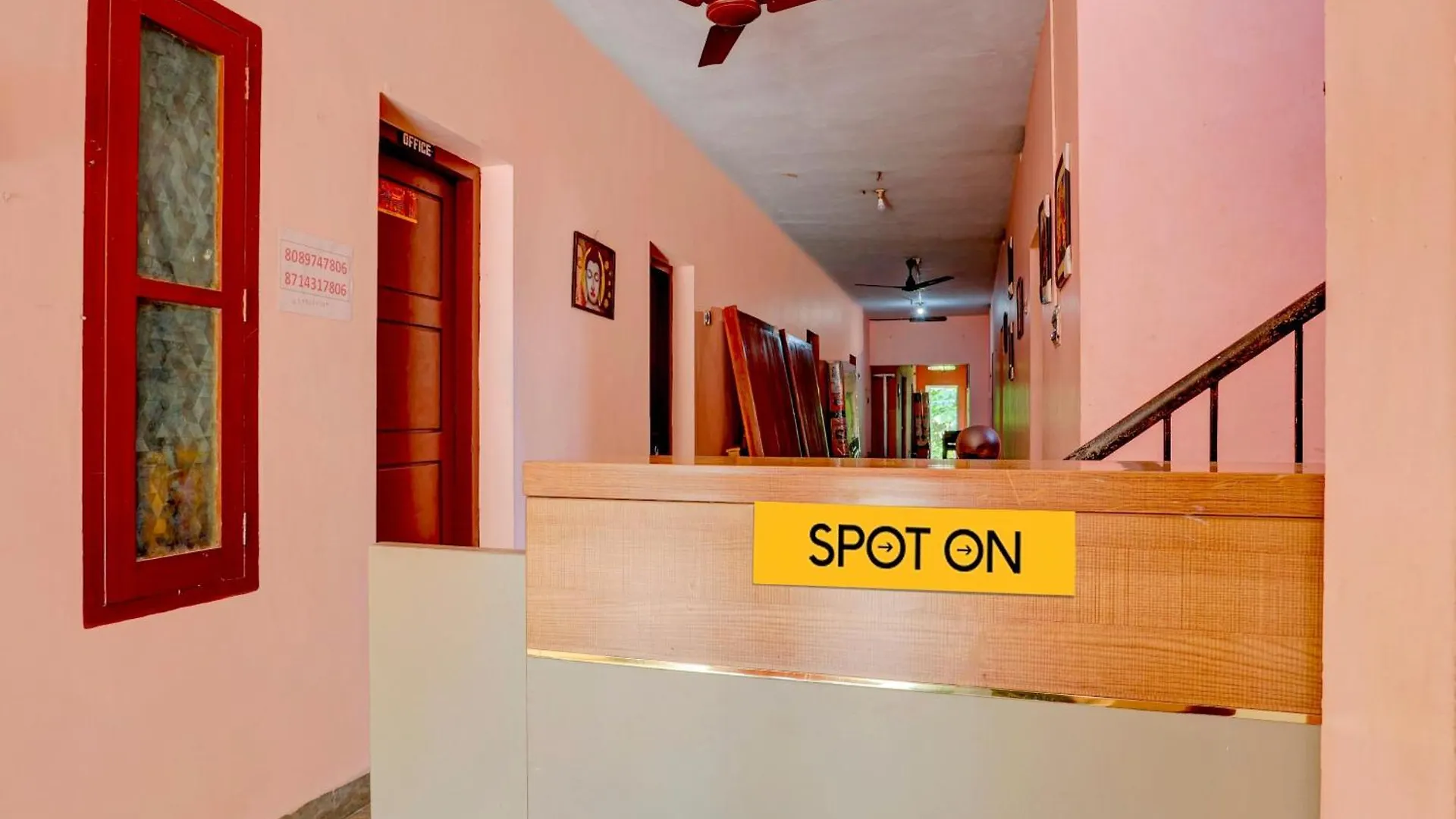 Spot On 81059 Karthika Stays Kazhakuttam